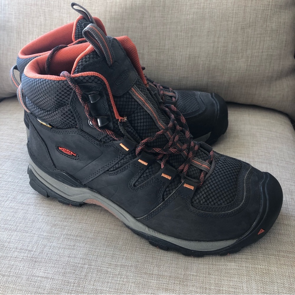Keen hiking boots